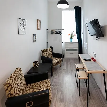 King Seventeen Homes * Budapešť