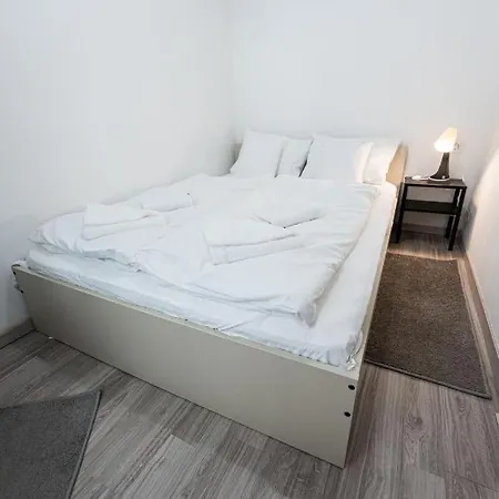 アパート King Seventeen Homes *