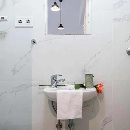 King Seventeen Homes