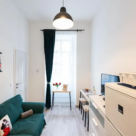 King Seventeen Homes * Budapešť