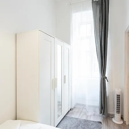 King Seventeen Homes