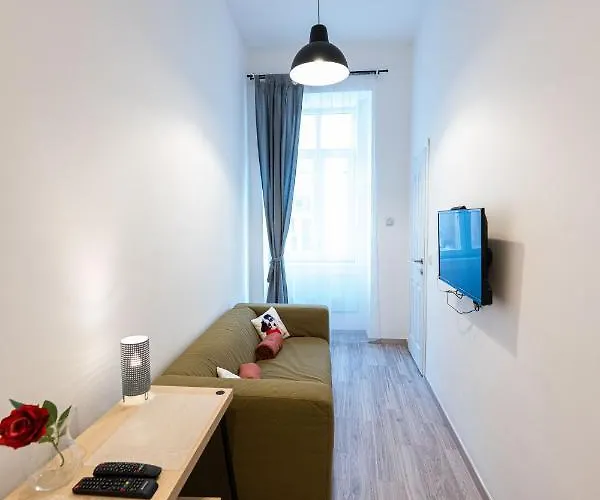 King Seventeen Homes Appartamento