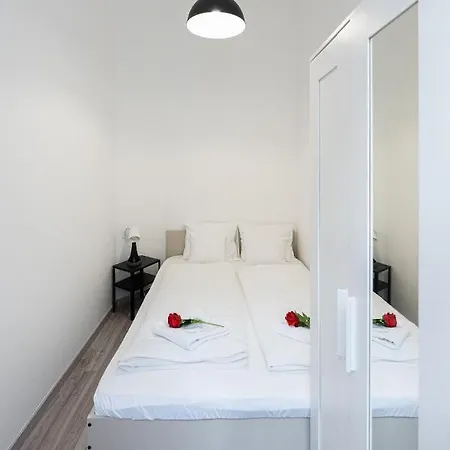 King Seventeen Homes Daire *