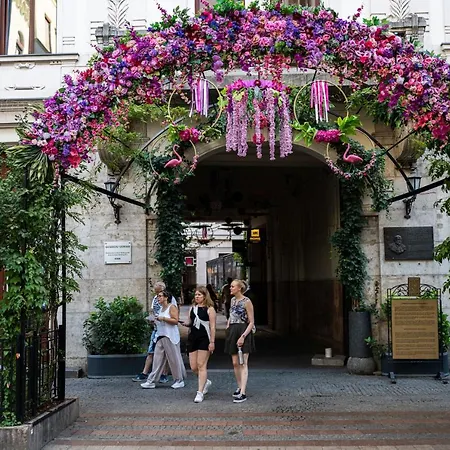 King Seventeen Homes * Budapeşte