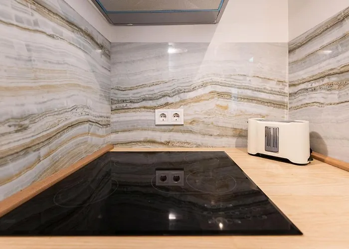 King Seventeen Homes * Budapešť